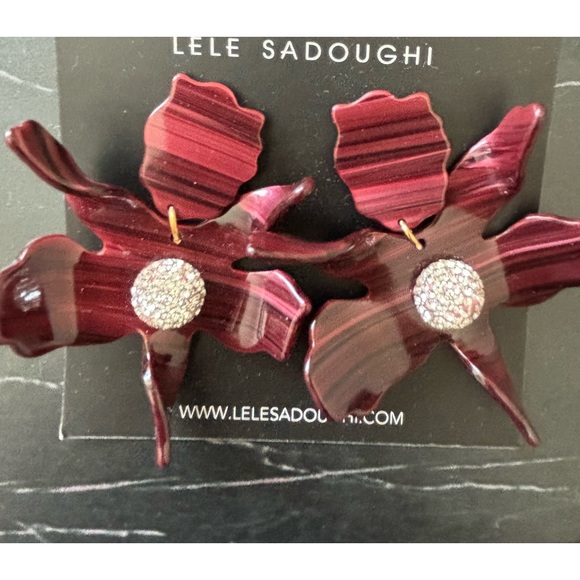 NWOT Lele Sadoughi  Crystal Lily Deep Red Floral Earrings - Picture 1 of 3